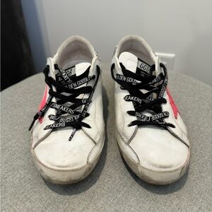 Golden Goose Women’s Sneaker Size 39 (US 8.5)